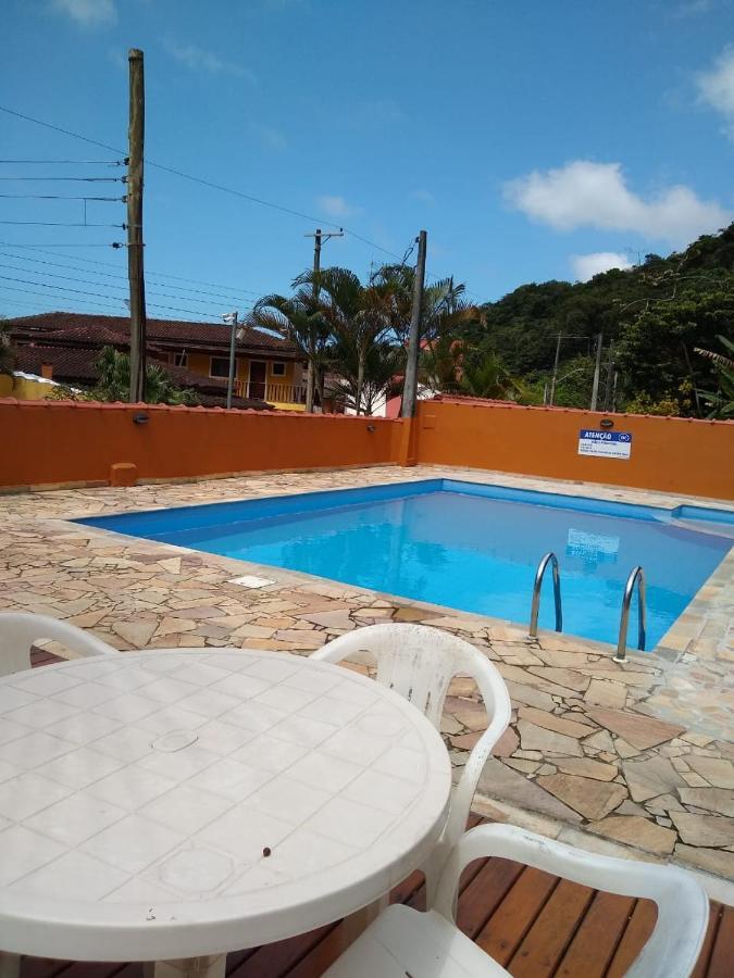 Chale Residencial Bosque Da Cocanha Карагуататуба Экстерьер фото